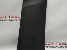 1Облицовка стойки В нижняя правая Tesla model X 1035971-00-G