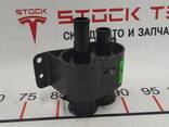 2Переходник охладителя батареи бинокль в сборе Tesla model X S REST 1003117-00-H - фото 3