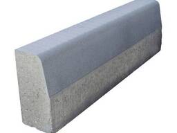 Дорожный бетонный бордюр