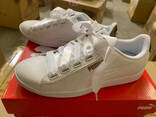 Брендовая спортивная обувь. Сток / Brand sports shoes. Stock - fotosurat 3