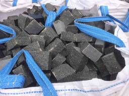Брусчатка габбро колотая 10×10×5 см — от 52 EUR/т EXW Украина