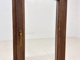 Premium toifadagi yog'och derazalar buyurtma berish uchun har qanday turdagi qattiq yog'ochdan tayyorlanadi