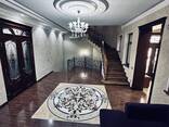 Элитный 3-уровневый дом с участком - фото 1