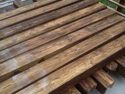 Фальшбалки с брашировкой из сосны.