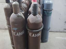 40 litrli tsilindrda (5,7 m3) yuqori tozalikdagi geliy gazi 5,0 (99,999%)