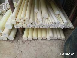 Капролоктан стержень