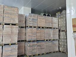 Кожа куриная замороженная с бедра Мираторг HALAL