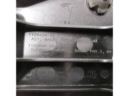 Заглушка пластиковая болта двери передней задней левой Tesla model 3 1110194-00-E