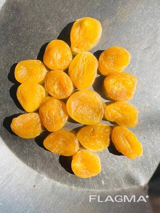 Курага “Жёлтая” / Dried Apricots “Yellow”