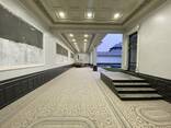 Luxury house for your business, first line, corner house, 5 minutes walk to the metro. - fotosurat 3