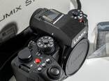 Panasonic LUMIX S1 IIE oynasiz kamera - fotosurat 2