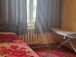 Продается своя квартира центре Ташкента метро Шахристан 3/3/4 - fotosurat 3