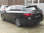 Toyota Avensis - фото 3