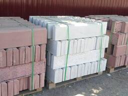 Тротуаарные бордюры