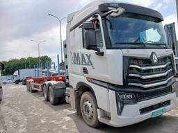 Тягач HOWO MAX 6*4 CNG полуприцеп для контейнеров