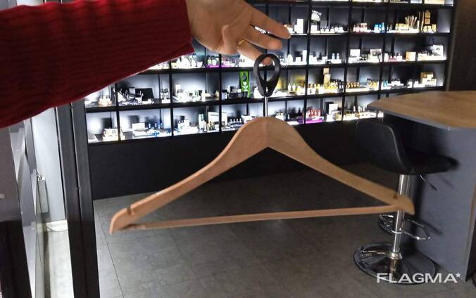 Вешалка антивандальная